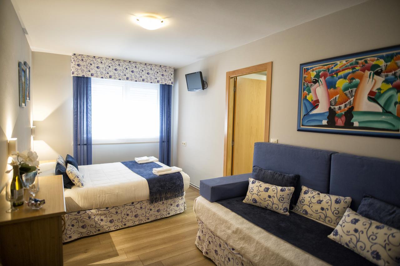 Hostal Maribel O Pedrouzo Eksteriør billede